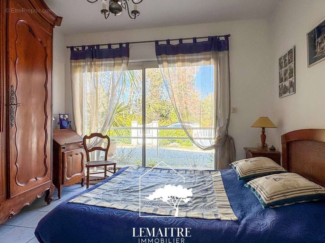 Maison à LES MATHES