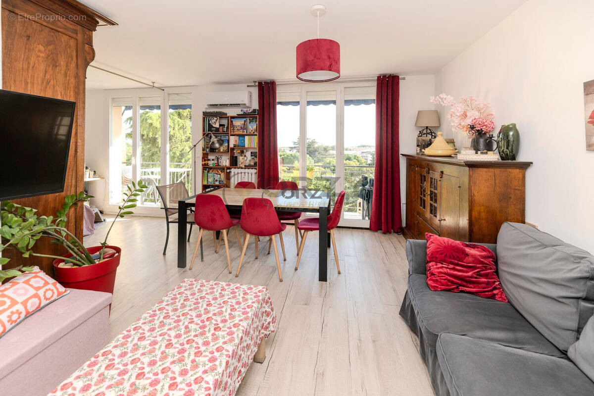 Appartement à NIMES
