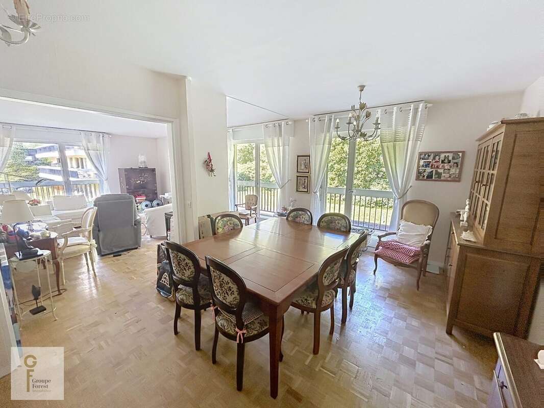 Appartement à CROIX