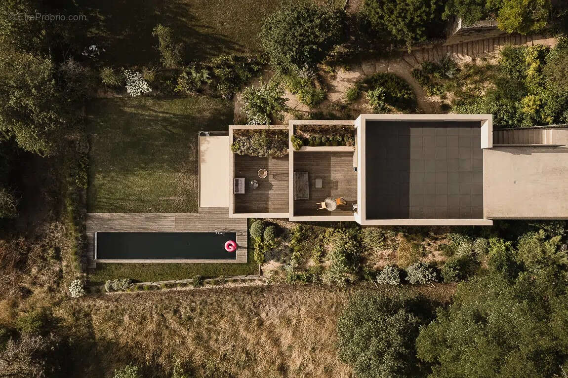 Maison à SAINT-CYR-AU-MONT-D'OR