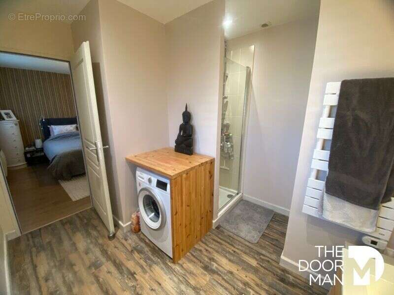 Appartement à LE PERRAY-EN-YVELINES