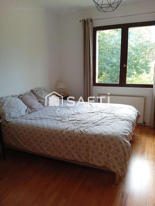 Photo 6 - Maison à SAINT-PIERRE-DU-PALAIS