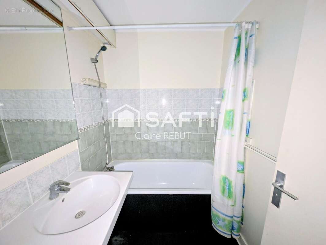 Photo 8 - Appartement à LES PAVILLONS-SOUS-BOIS