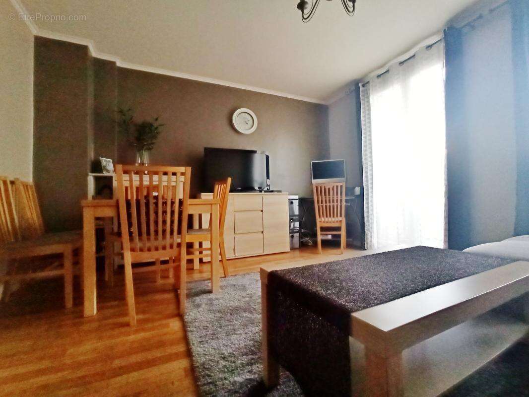 Appartement à ROMAINVILLE