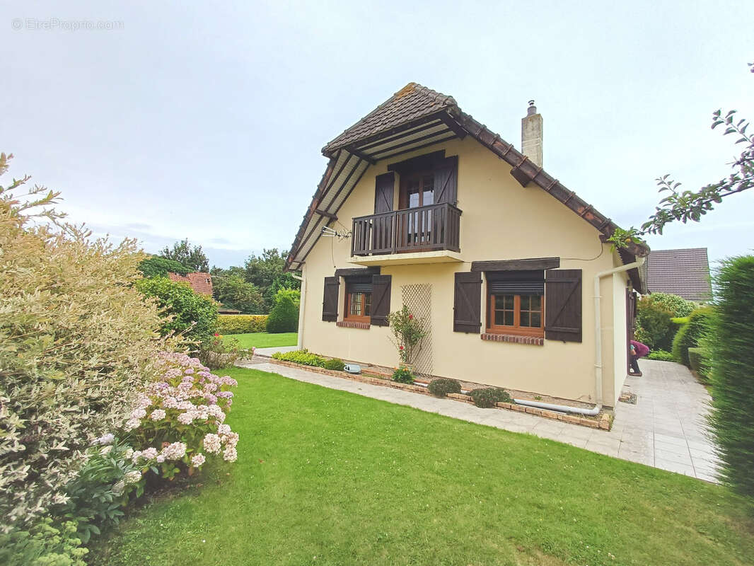 Maison à BRACQUEMONT