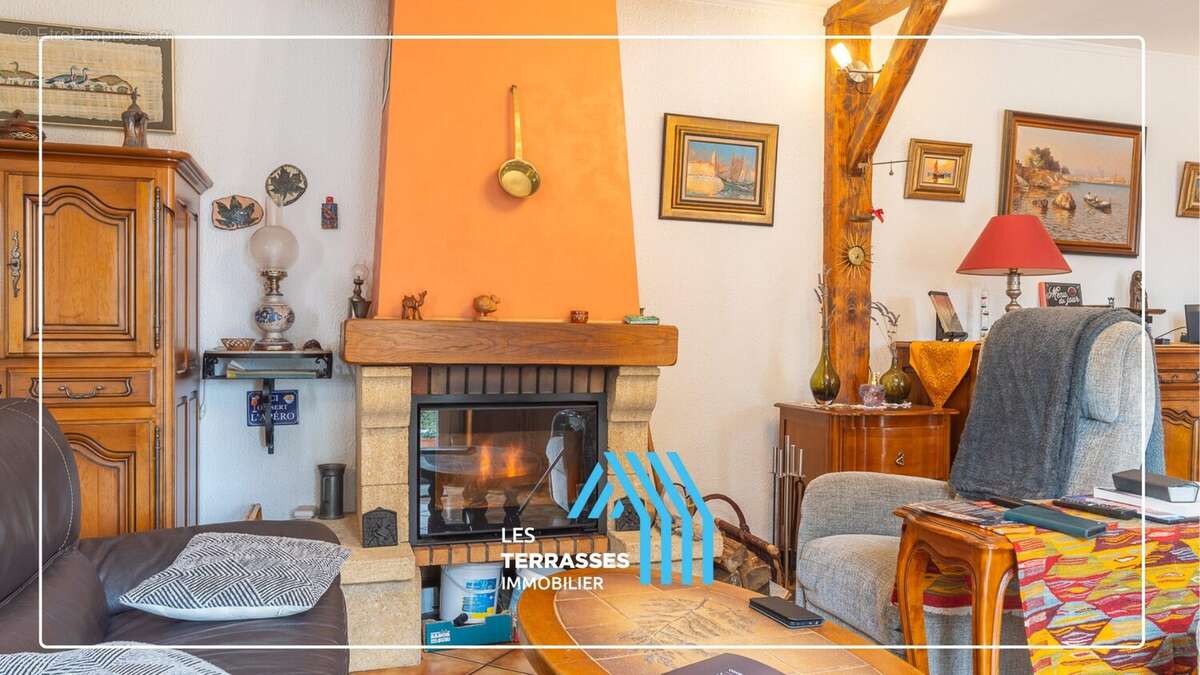 Maison à SAINT-MARCEL-LES-SAUZET