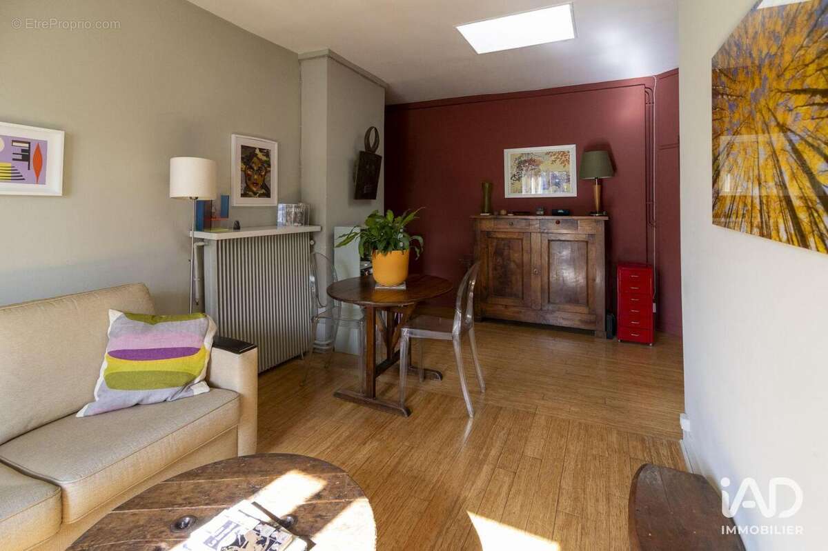 Photo 2 - Appartement à PARIS-18E