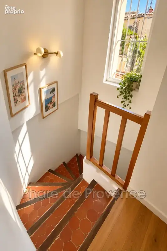 Appartement 4 pièces 81 m² à vendre à Marseille-2e (13002) - photo 8