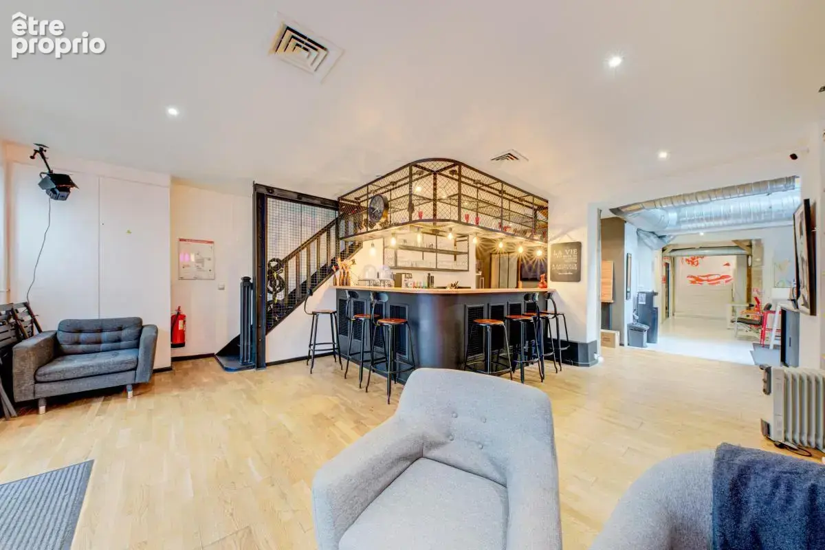 Commerce 806 m² à vendre à Levallois-Perret (92300) - photo 9