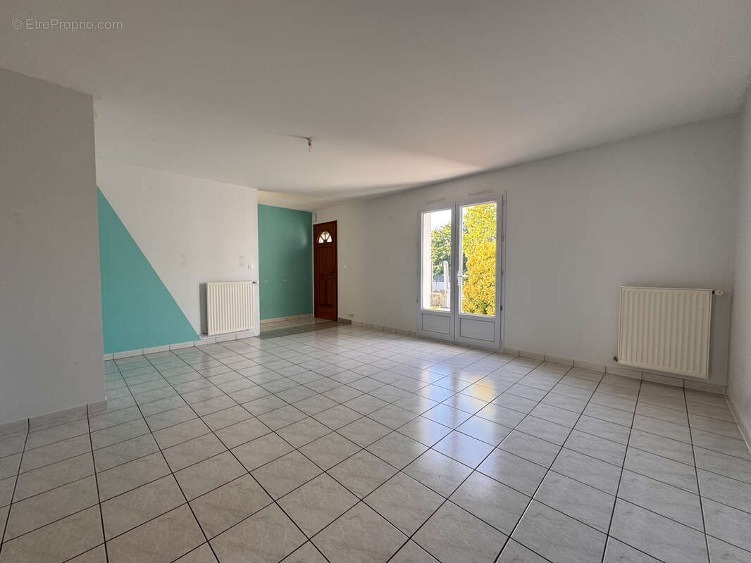 Maison à AIZENAY