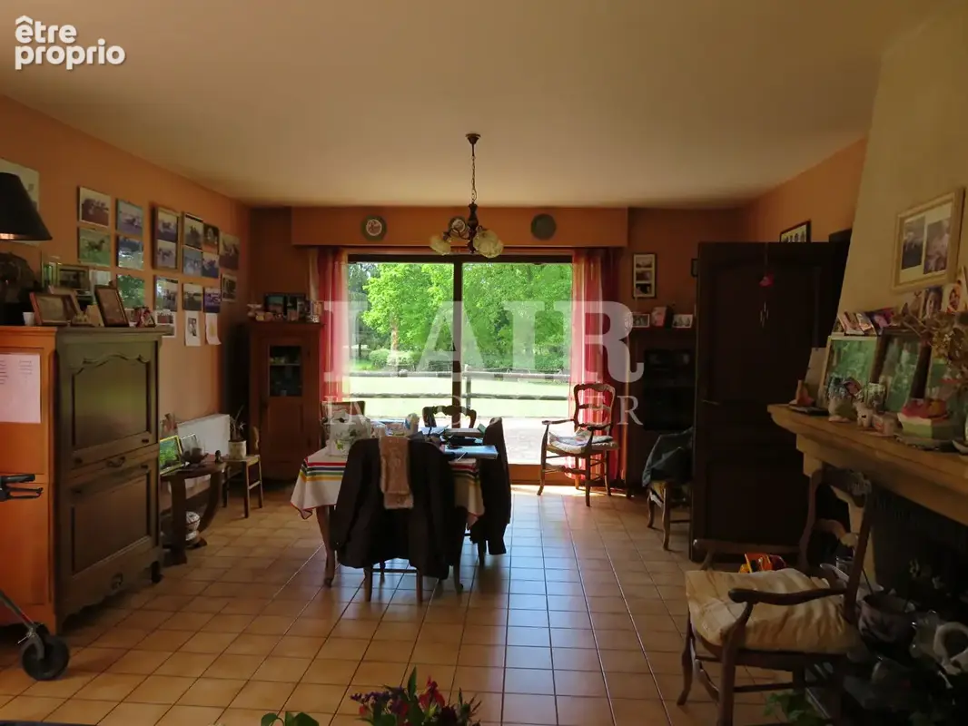 Propriété sur 1,2 hectare avec étang à vendre à Pre En Pail  - Réf: A15157 - photo 5