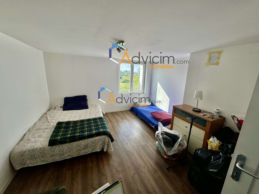 Maison à VIELS-MAISONS