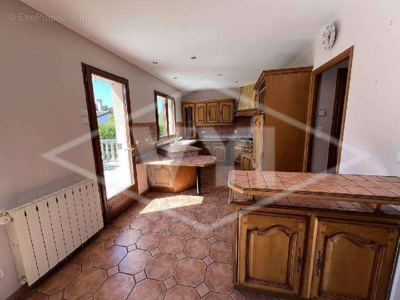 Maison à QUINCY-SOUS-SENART