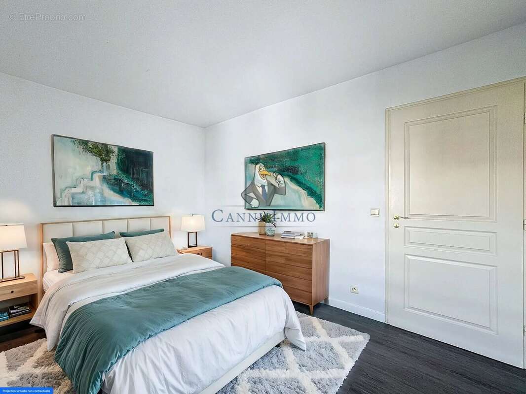 Appartement à MANDELIEU-LA-NAPOULE