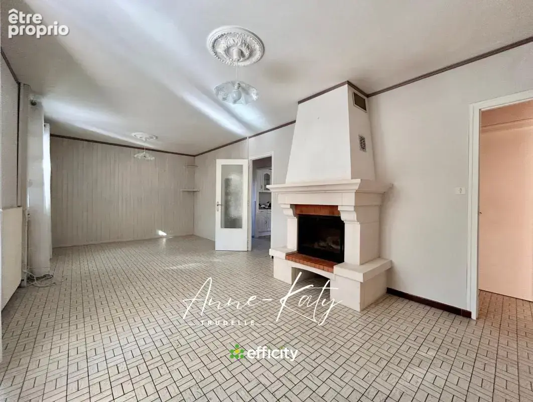 Maison 5 pièces 94 m² à vendre à Saint-Georges-De-Pointindoux (85150) - photo 3