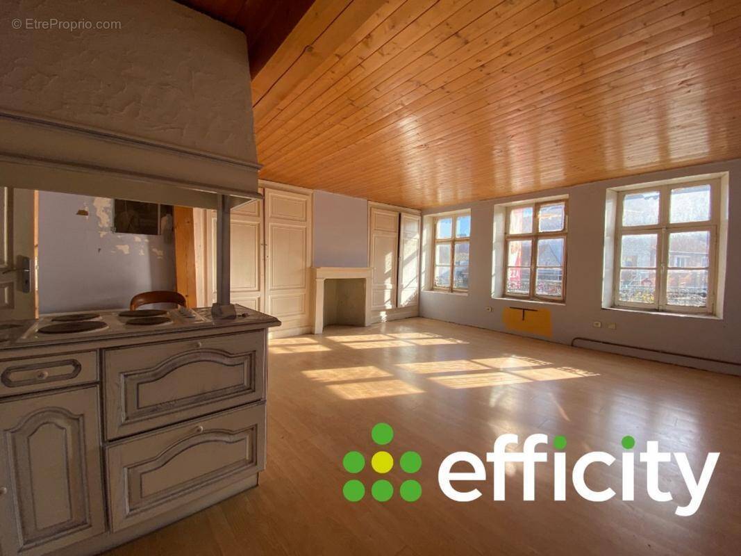 Appartement à WATTEN