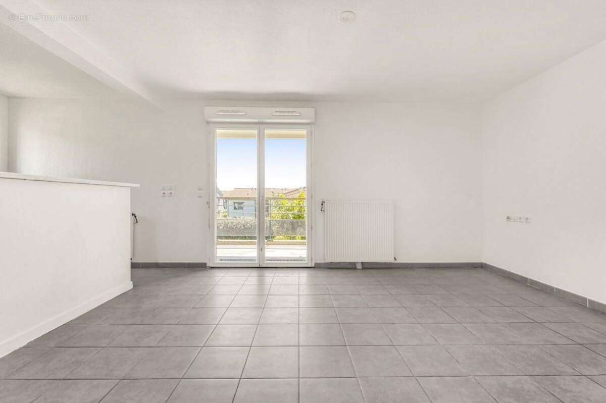 Appartement à SAINT-GENIES-BELLEVUE