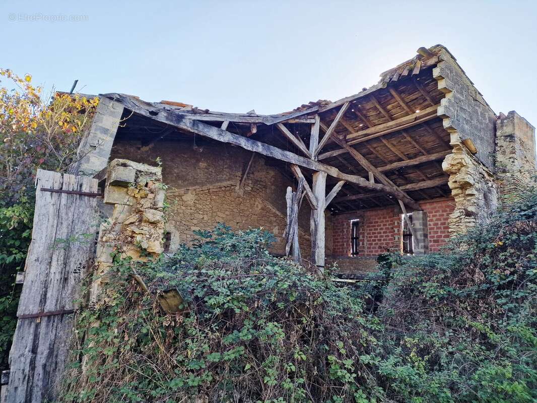 Maison à MONSEGUR