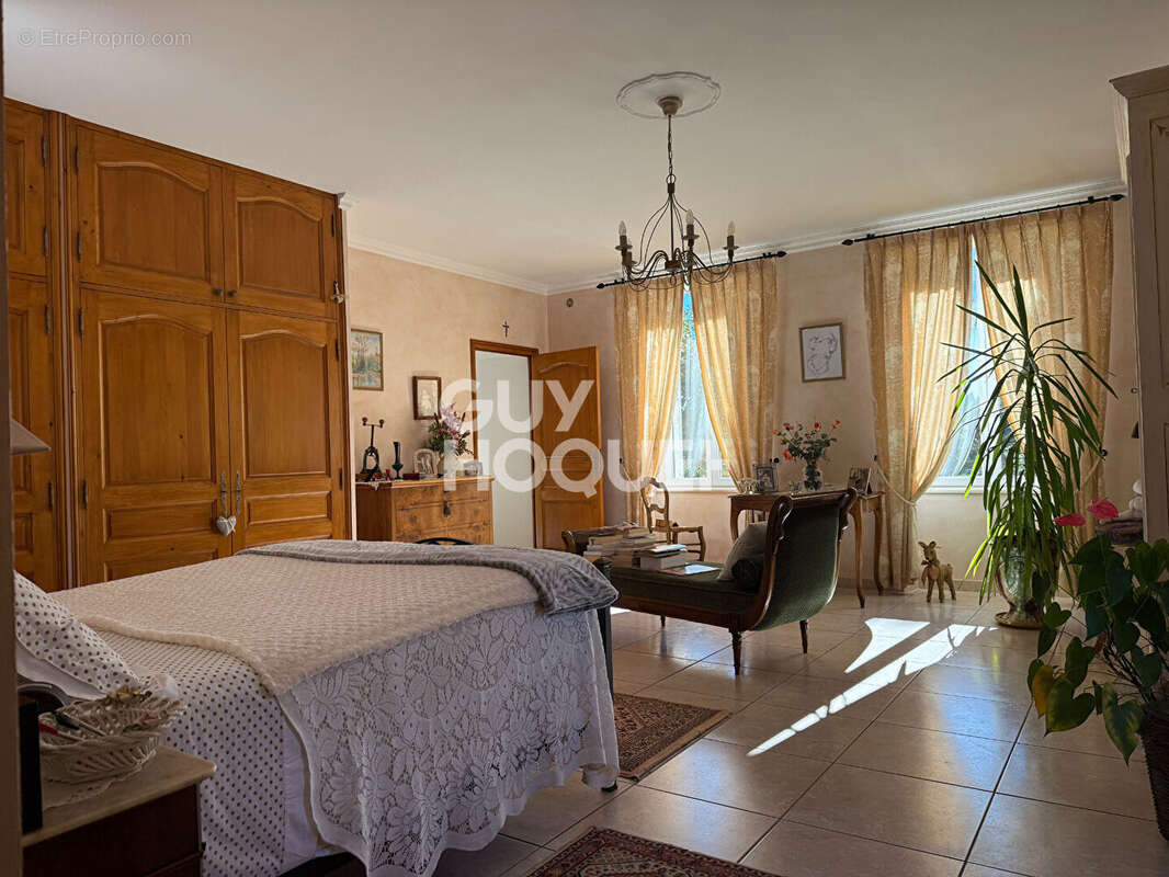 Maison à ALTHEN-DES-PALUDS