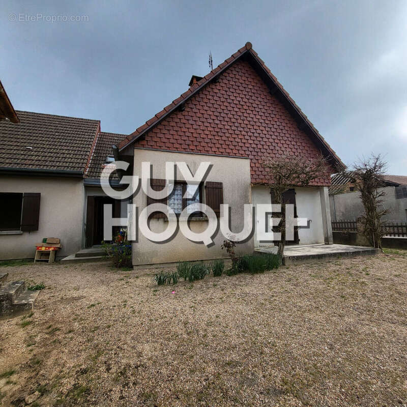 Maison à CHALMOUX