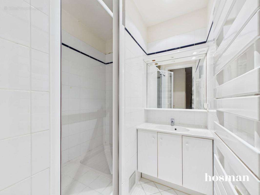 Appartement à PARIS-7E