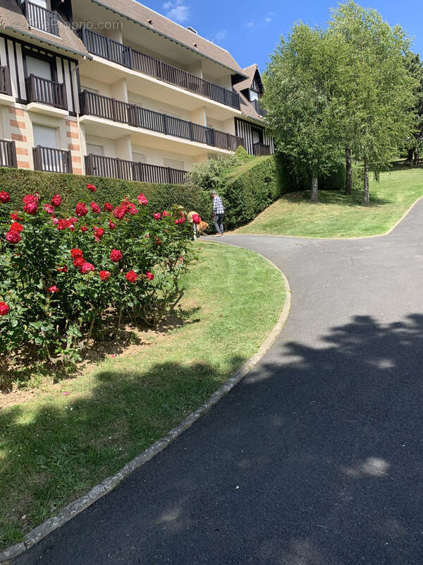Appartement à BLONVILLE-SUR-MER