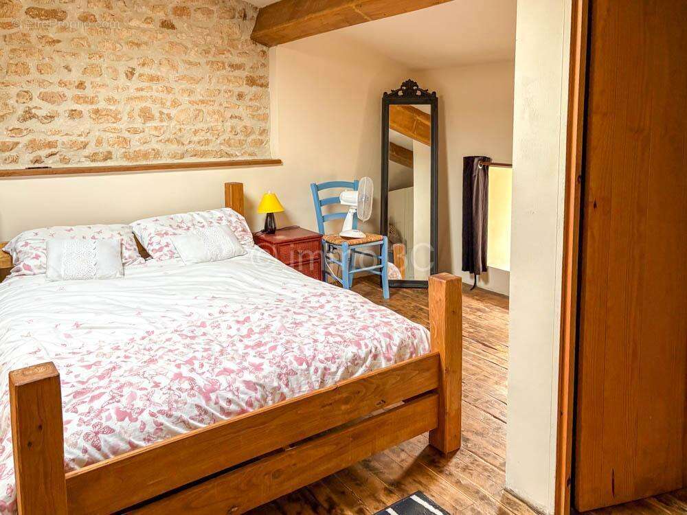 Maison à SAUZE-VAUSSAIS