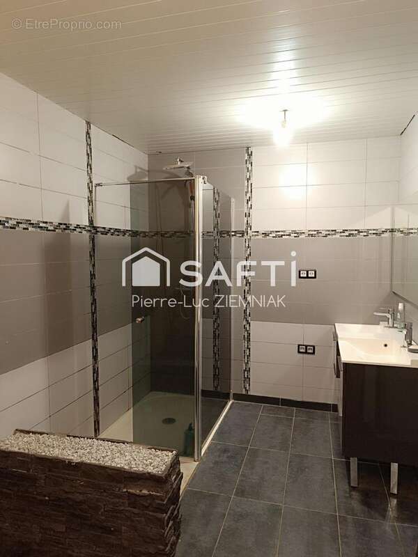 Photo 7 - Maison à AHUILLE