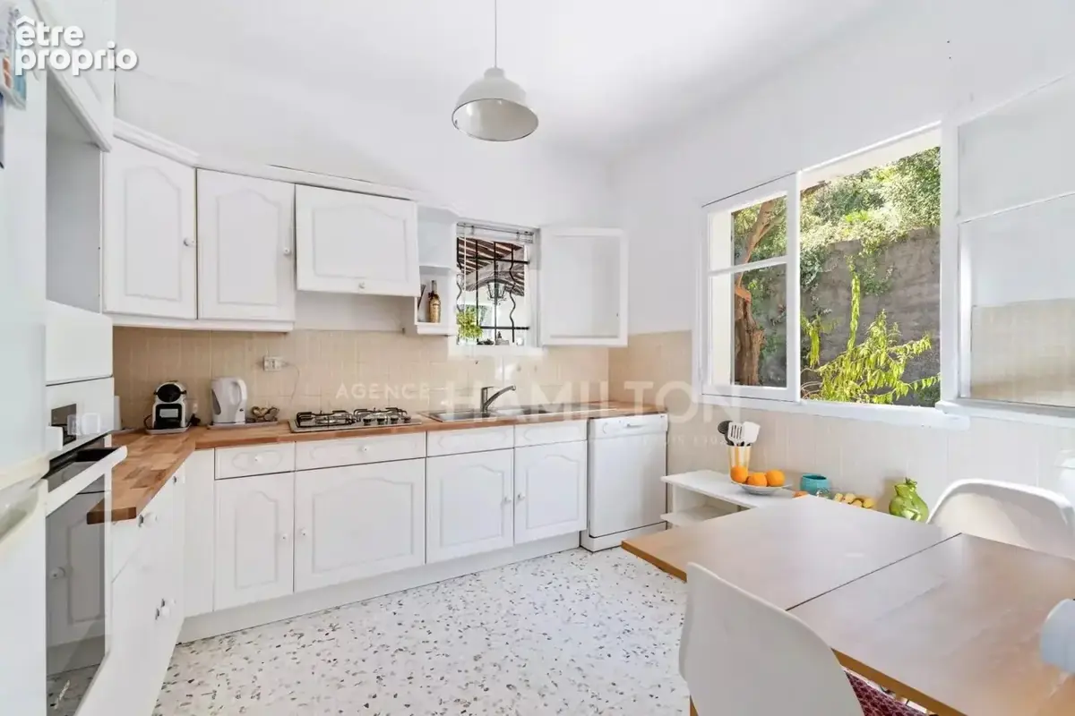 Exclusivité : Charmante villa à pied du village de Biot - photo 3