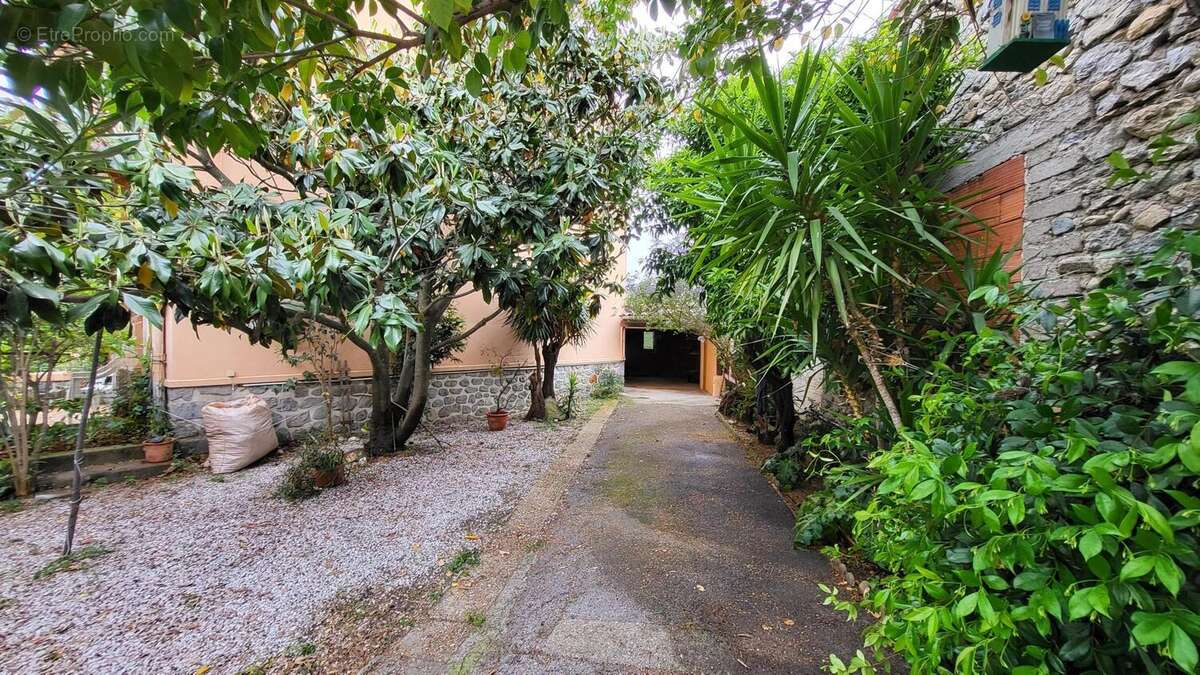 Photo 2 - Maison à CERET