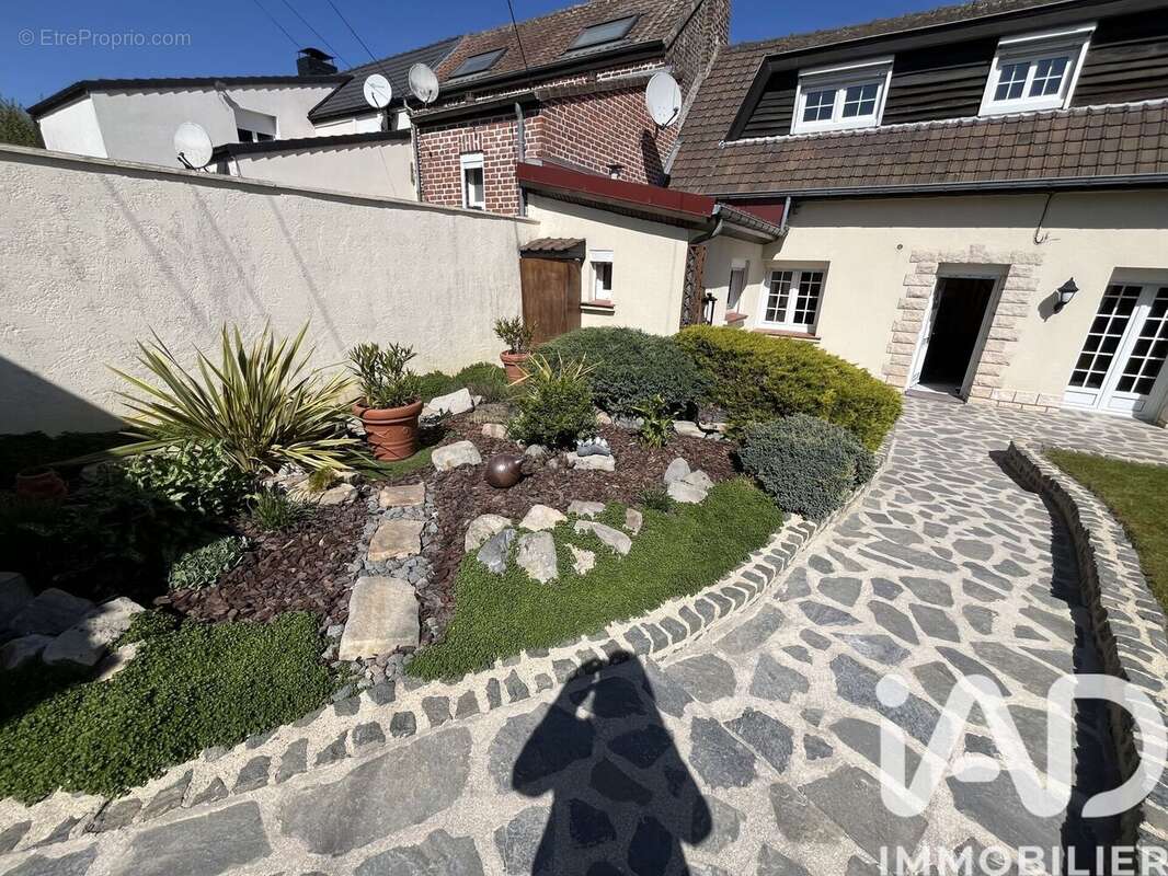 Photo 2 - Maison à NEUVILLE-SUR-ESCAUT