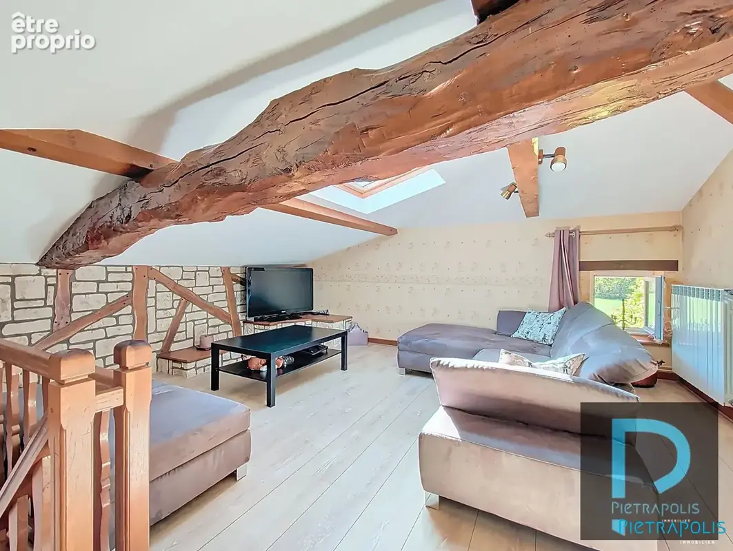 Maison 7 pièces 141 m² à vendre à Cormoranche-Sur-Saone (01290) - photo 9