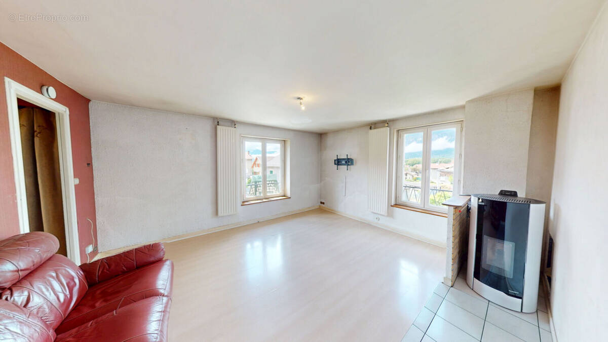 Appartement à DOMENE