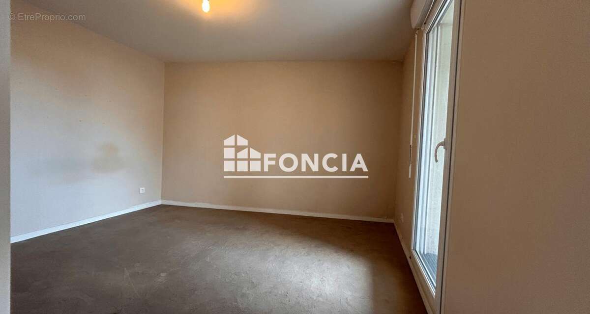 Appartement à DREUIL-LES-AMIENS