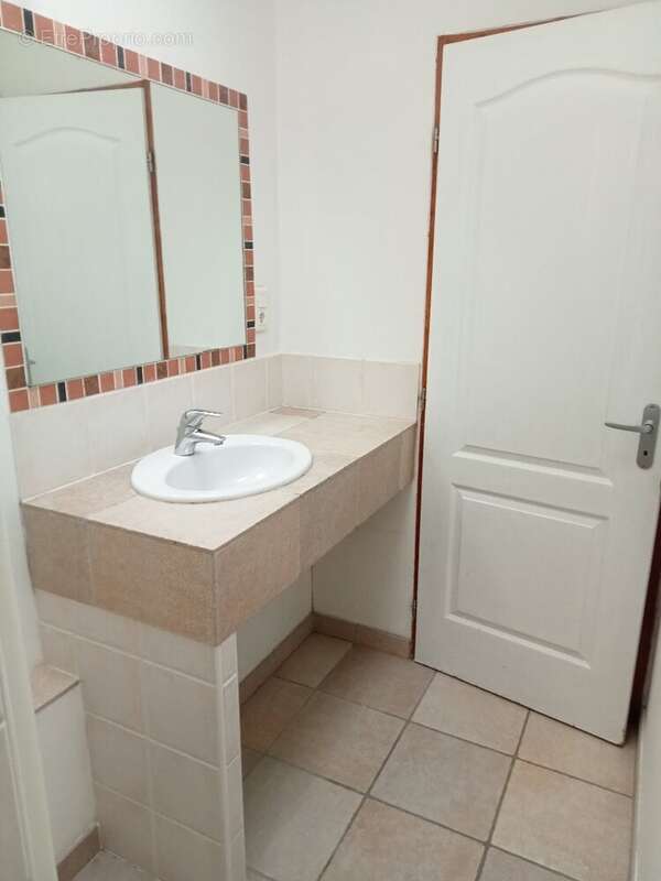 Appartement à GANGES