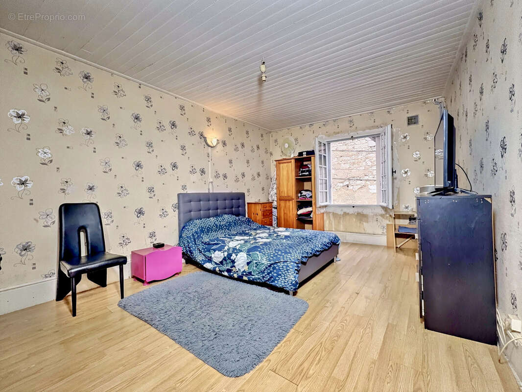 Maison à CHATELLERAULT