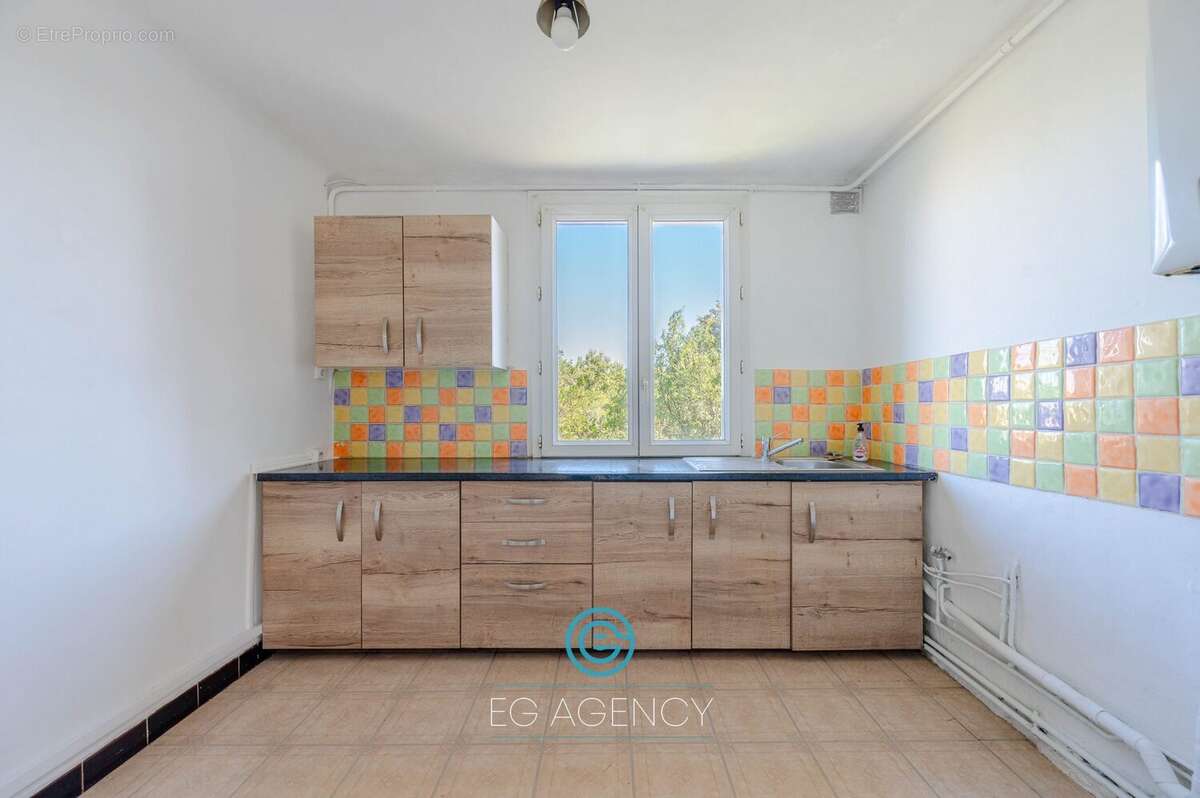 Appartement à MARSEILLE-15E