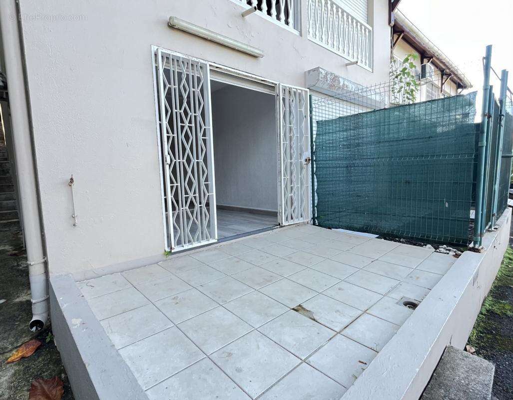 Appartement à LE GOSIER