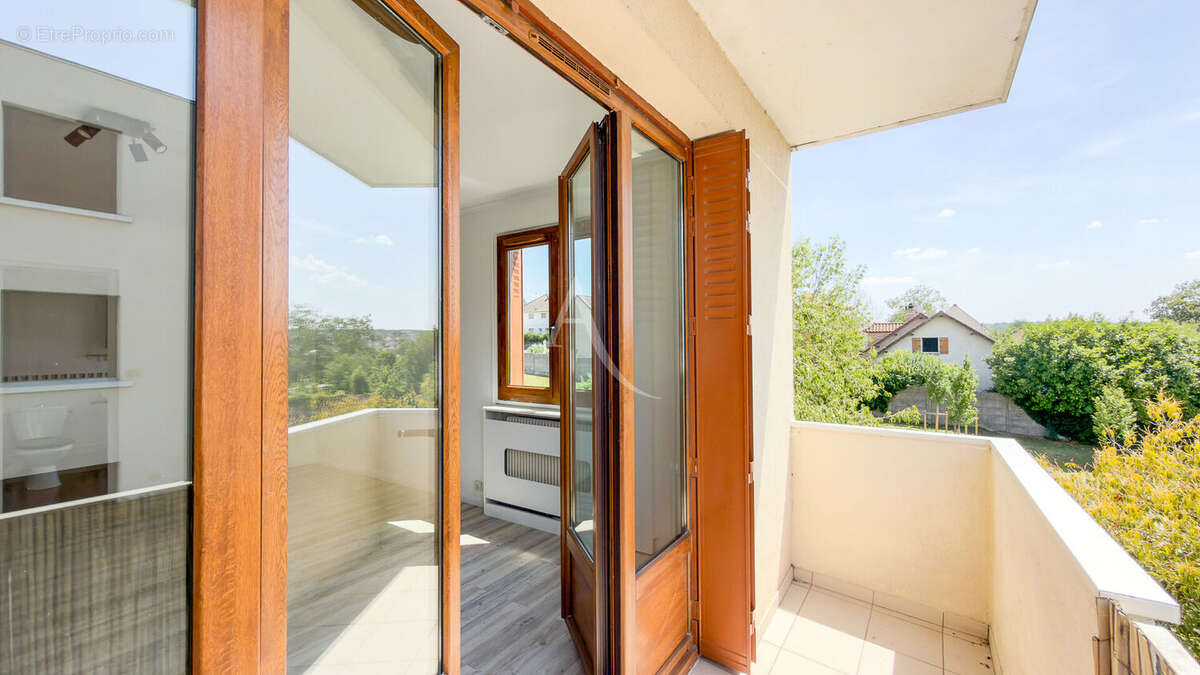 Montgeron - Studio 35,71 m² - photo 9