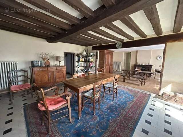 Maison à LONGNY-AU-PERCHE