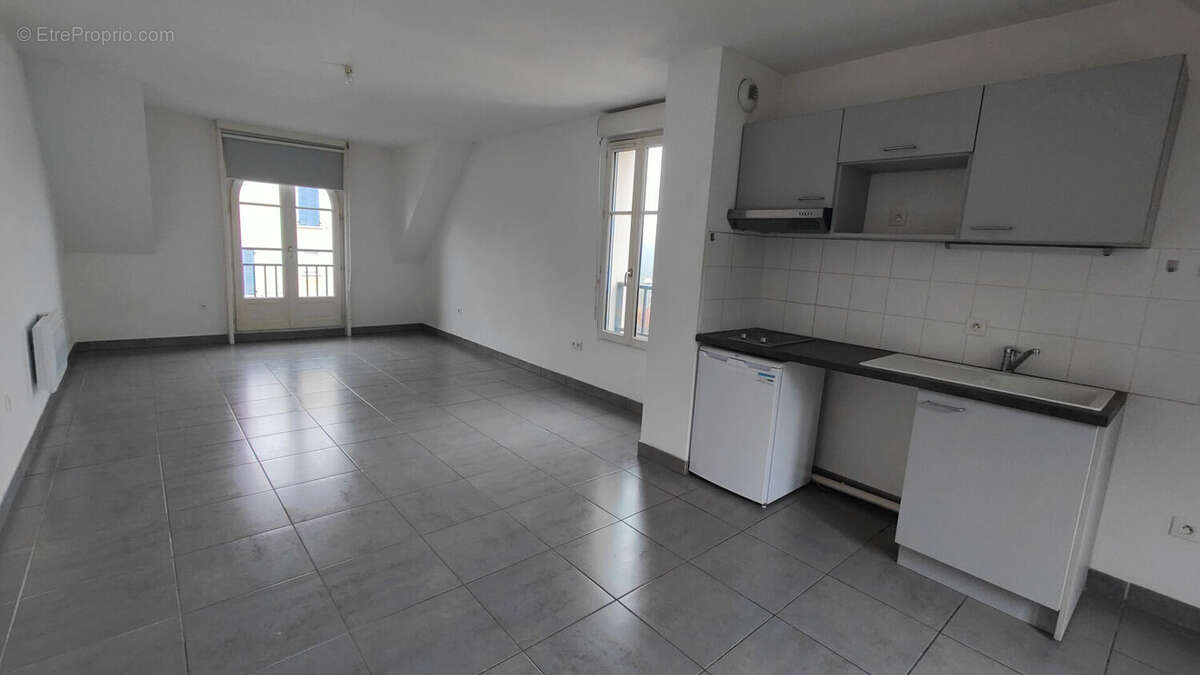 Studio récent 35.65 m2 - Proche centre Provins - photo 2