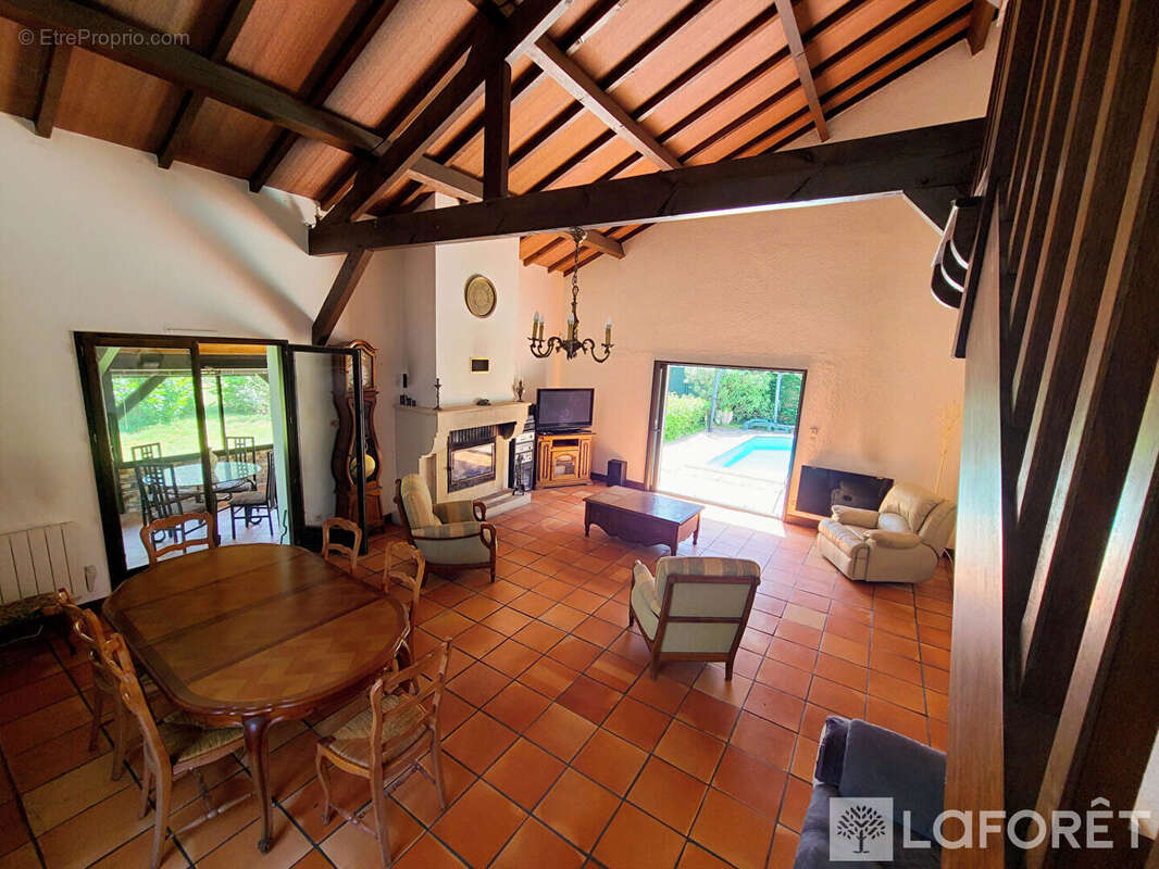 Maison à GUJAN-MESTRAS