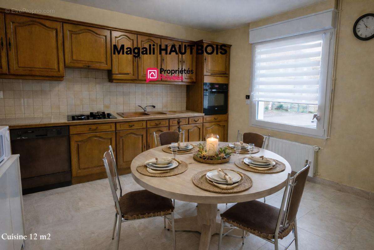 Maison à SAINT-HILAIRE-DU-HARCOUET