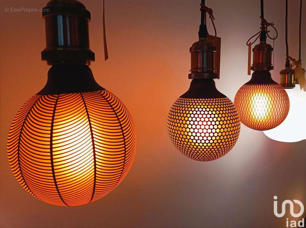 Photo 7 - Commerce à MAUBEC