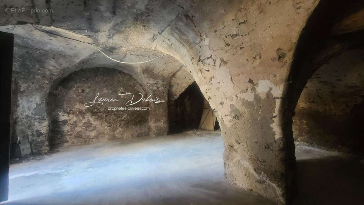 Maison à LA MOTTE-DU-CAIRE