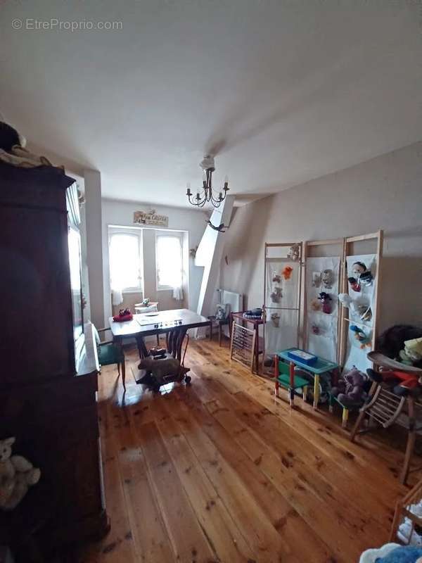 Maison à EGUZON-CHANTOME