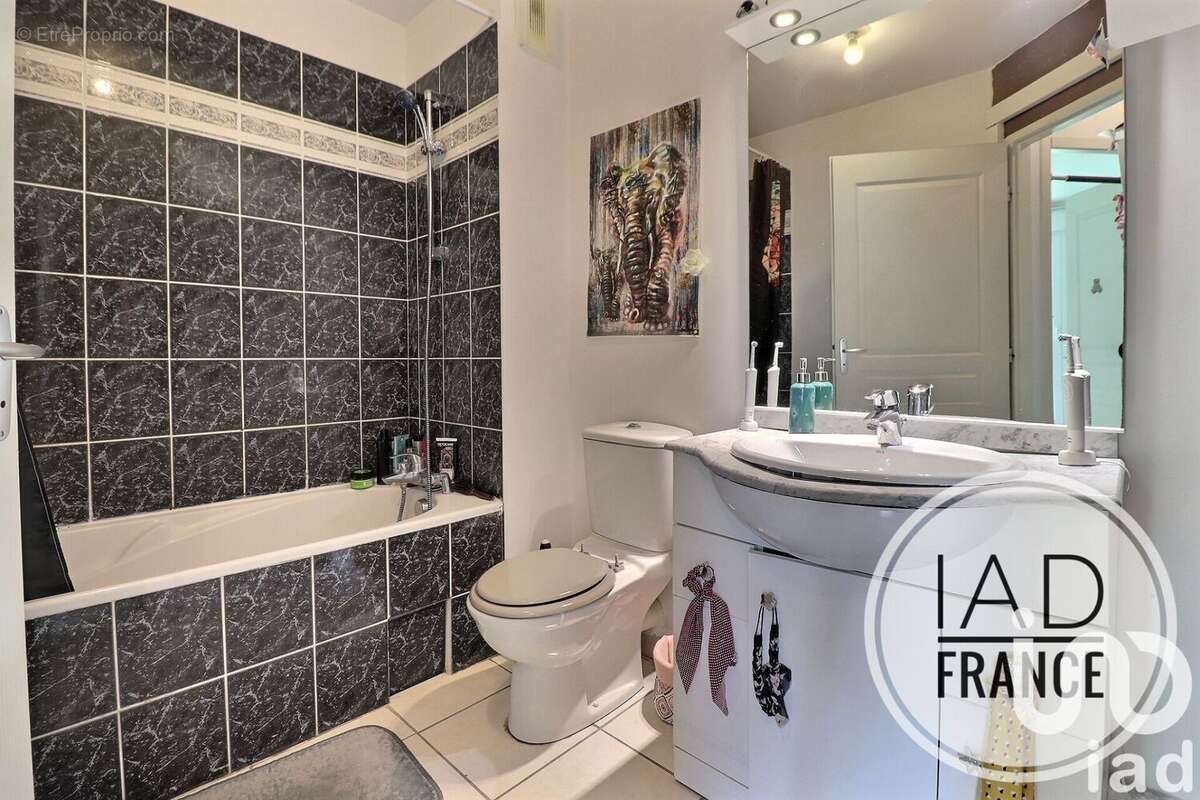 Photo 9 - Appartement à MARSEILLE-14E