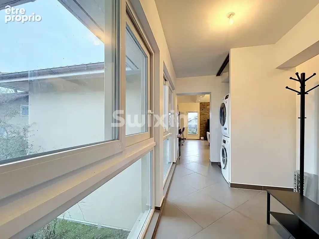 T3 en attique avec terrasse – Accès Genève - photo 3