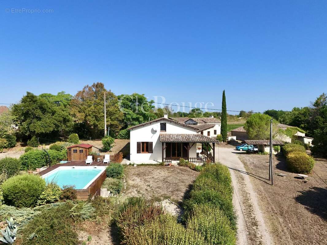 Proche d’Eymet – Maison de plain-pied avec dépendances et piscine - photo 15