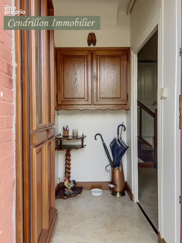 Charmante maison de bourg avec 4 chambres sur 923 m2 de terrain - photo 3